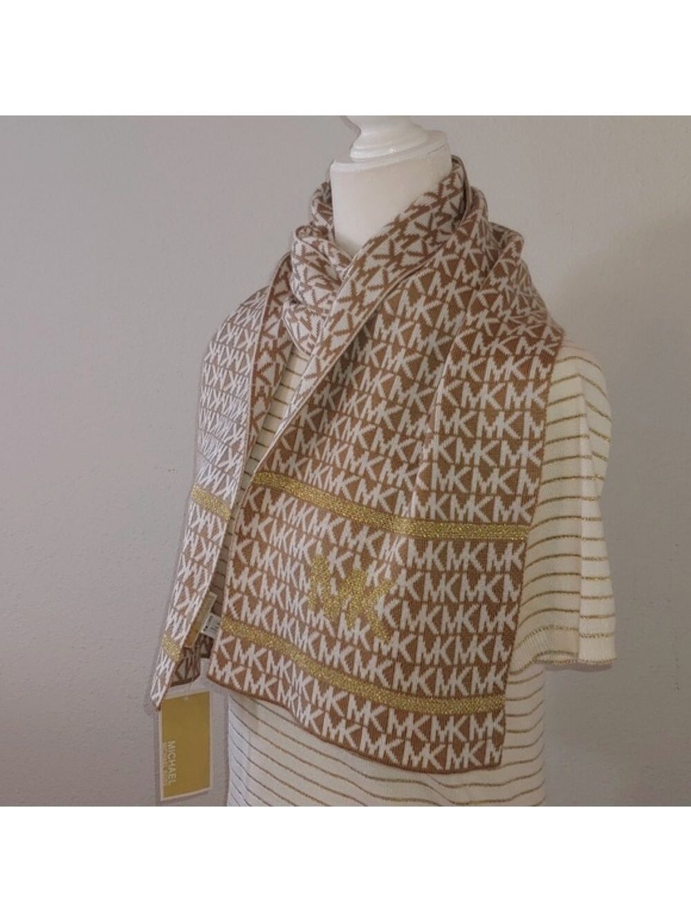 Michael Kors Signature Women's Knit Scarf in Tan & Cream Metallic Accents NWT - Picture 4 of 13